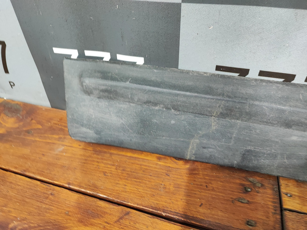 Накладка двери задней правой Kia Sorento 2 (XM) 09-20 Б/У Оригинал 877342P000