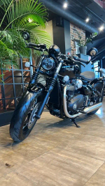 Triumph Bonneville Bobber