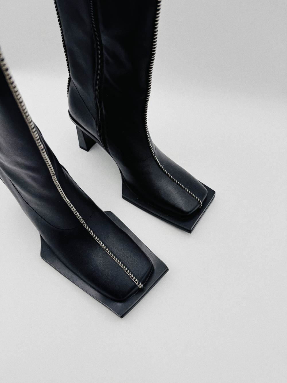 Ботильоны cо швом KIKI