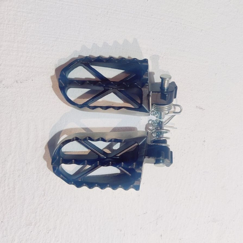 Подножки водительские (пара) мотоцикл KAYO K1 250 MX