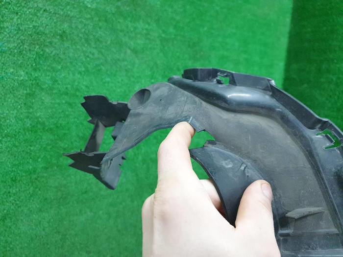 Воздуховод радиатора Mercedes C W205 (2014-2018)