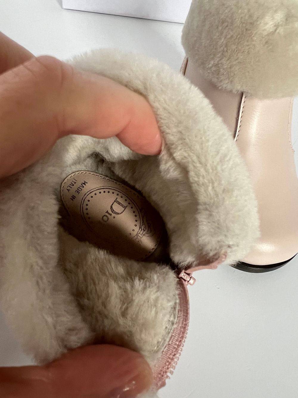 Новые зимние ботинки Dior, 23