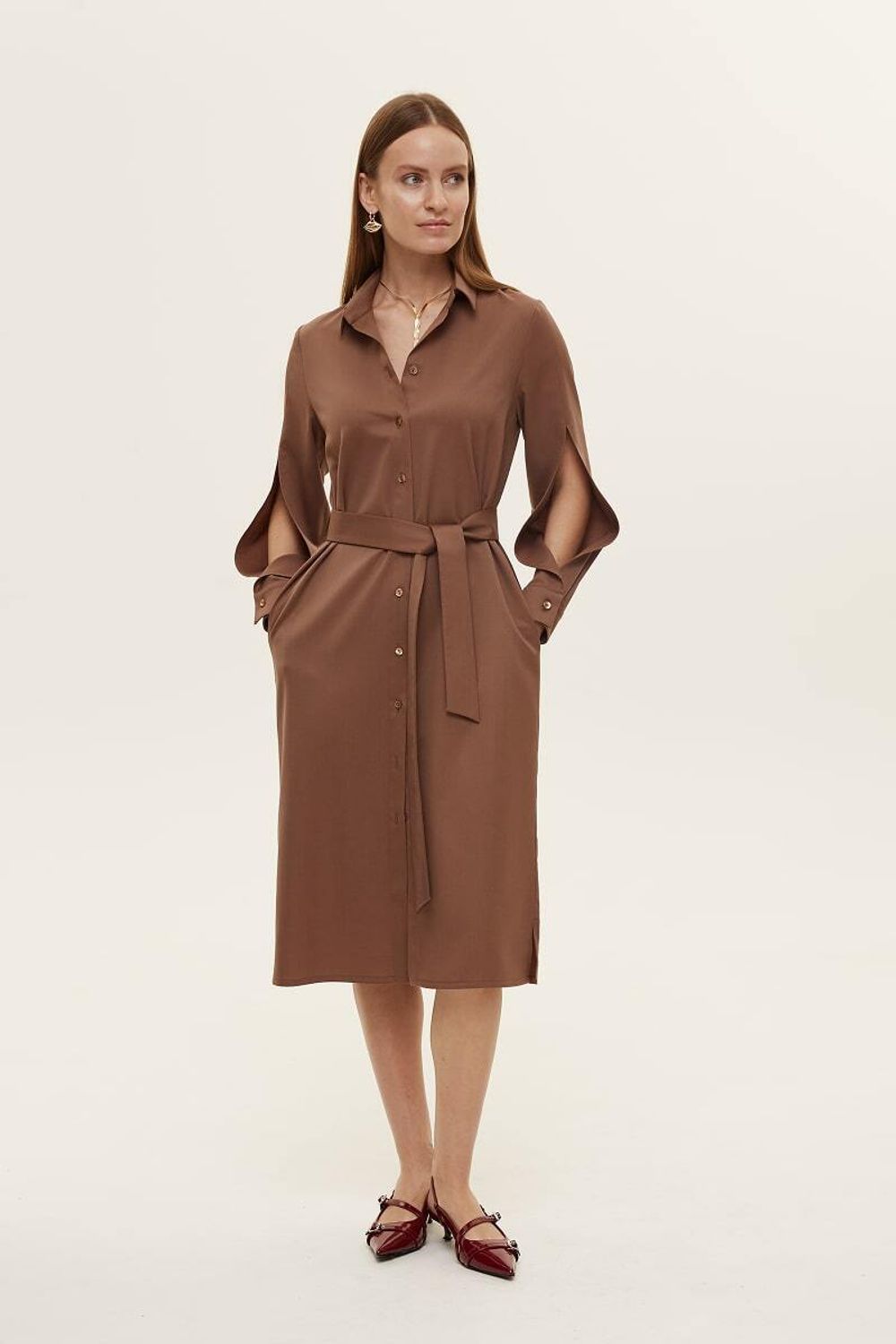 Платье Леон с разрезом на рукавах ( Размер 42)