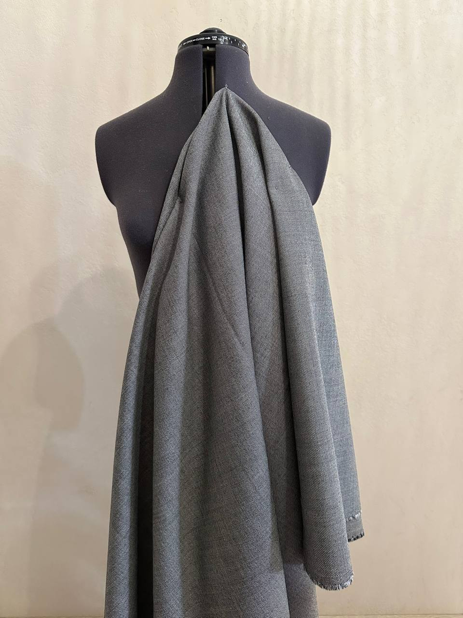 Костюмно-плательная фактурная жаккардовая шерсть (Marzotto, 100%шерсть, Черно-молочный диагональный меланж, 153, 290 гр/м2)
