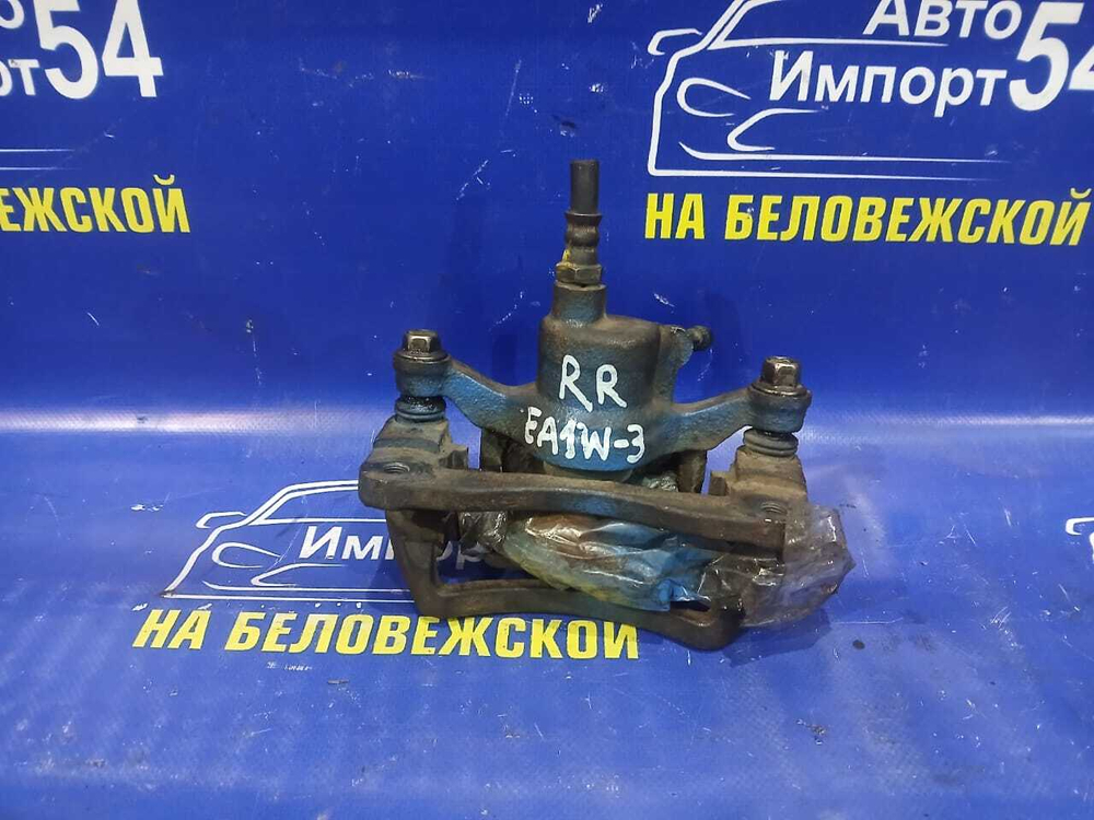 Суппорт тормозной задний правый MITSUBISHI DIAMANTE 2000