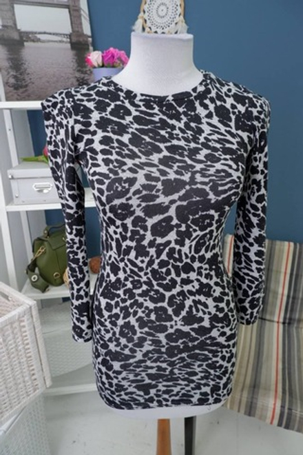 Кофта удлиненная 40 размер