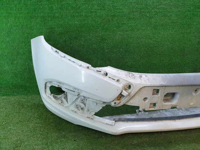 Бампер передний Lada Granta (2018-н.в.)