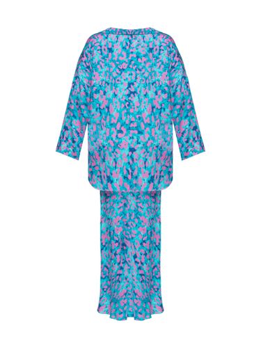 Розово-голубой костюм-двойка с принтом