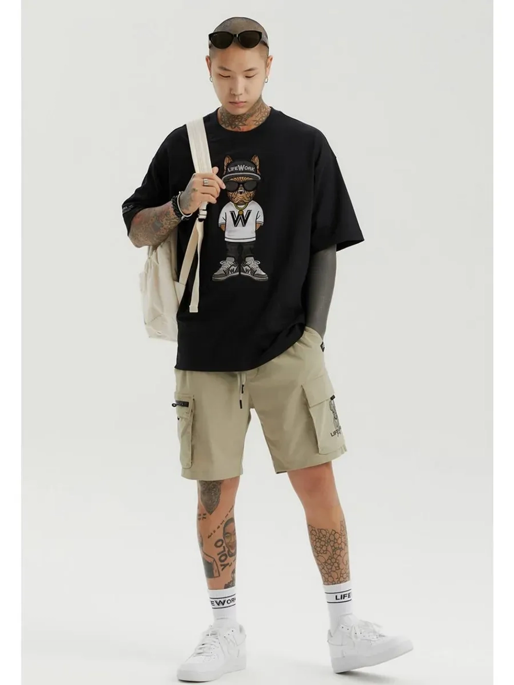 Шорты с карманами на молнии