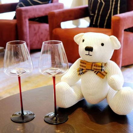 Набор (фужеры + мишка)