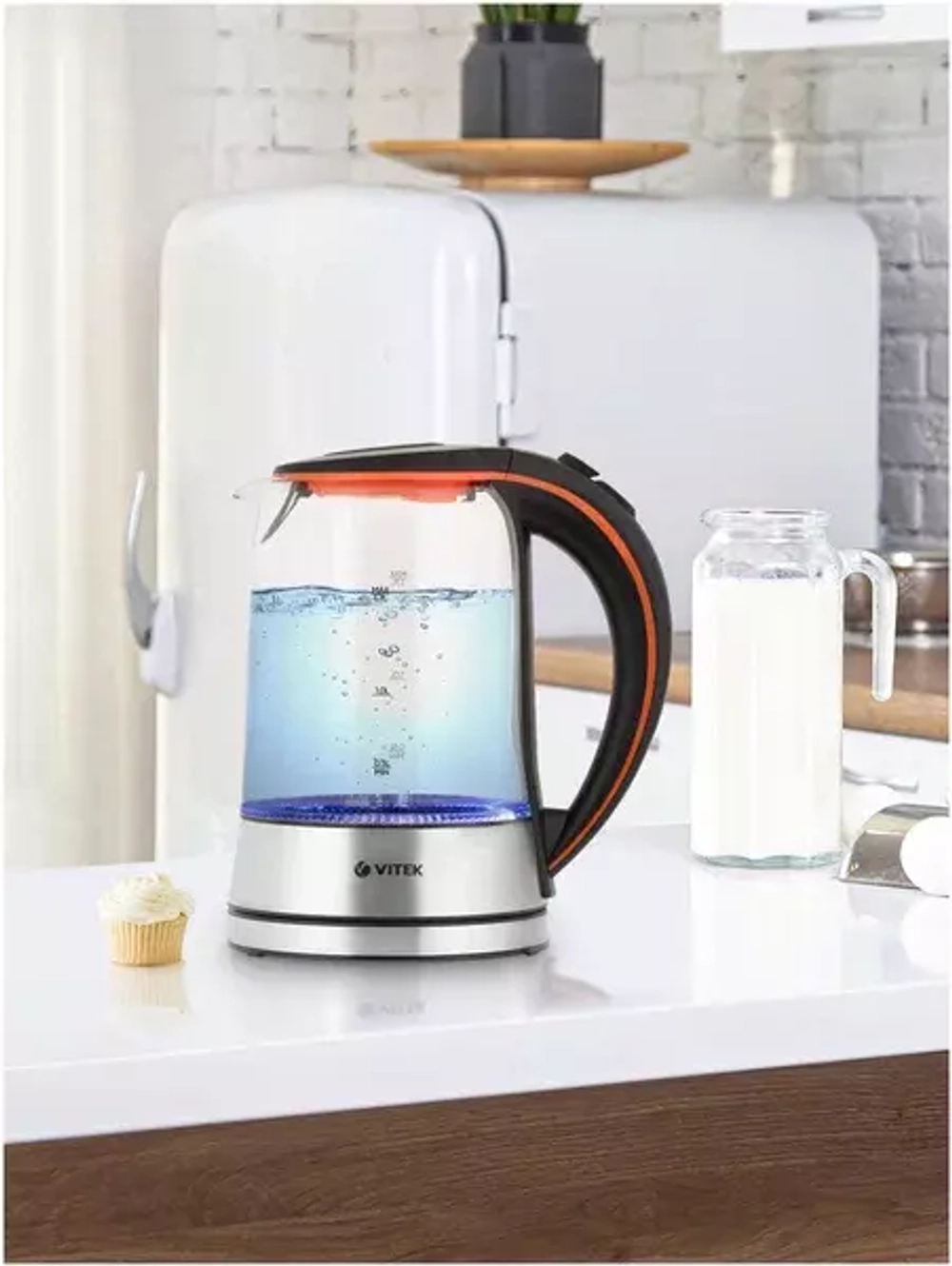 Электрический чайник Vitek VT-7005 TR