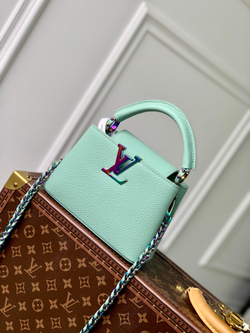 Louis Vuitton Capucines Mini
