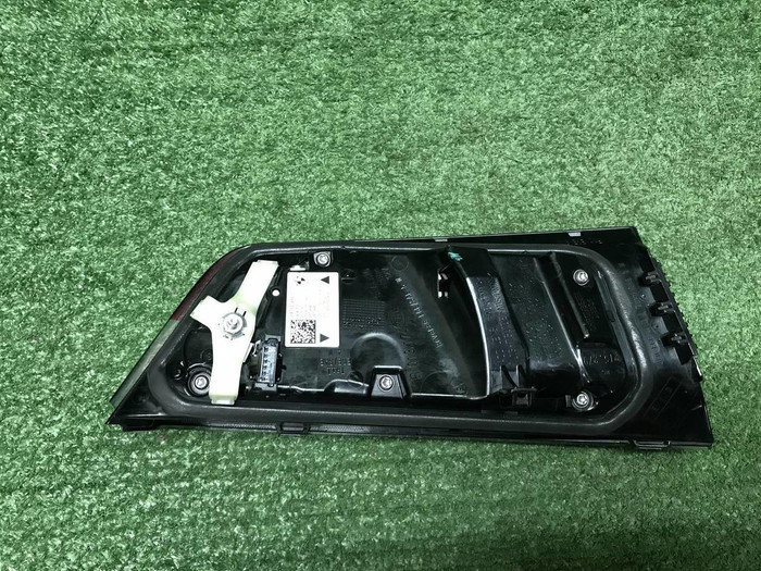 Фонарь правый внутренний BMW 3er G20 (2018-2022)
