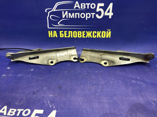 Петля капота левая NISSAN EXPERT 2001