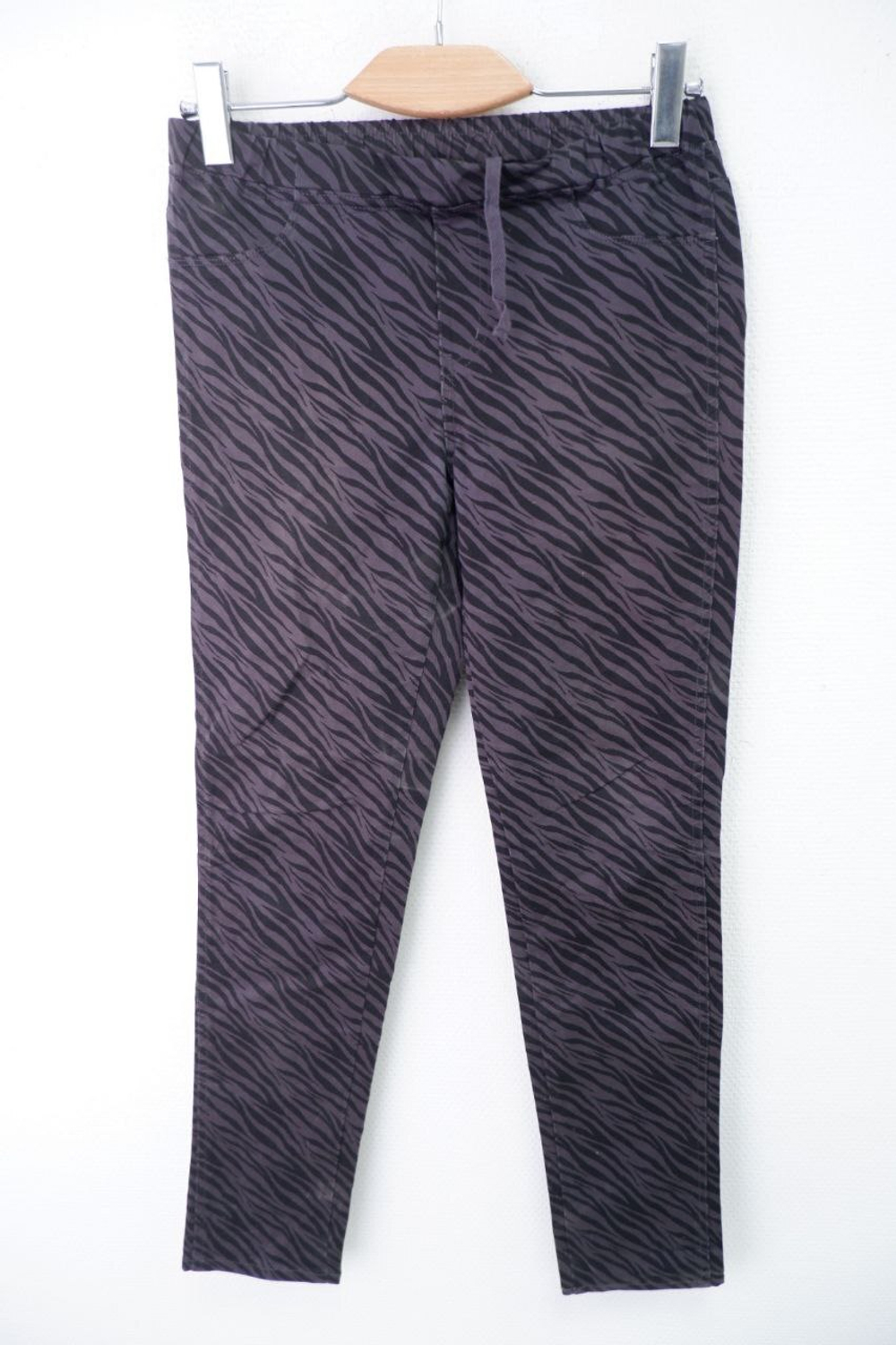 Брюки Uniqlo с принтом 46 размер