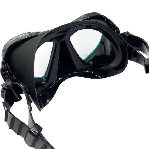 Маска Scorpena M3 с двумя ремешками черно-зеленая