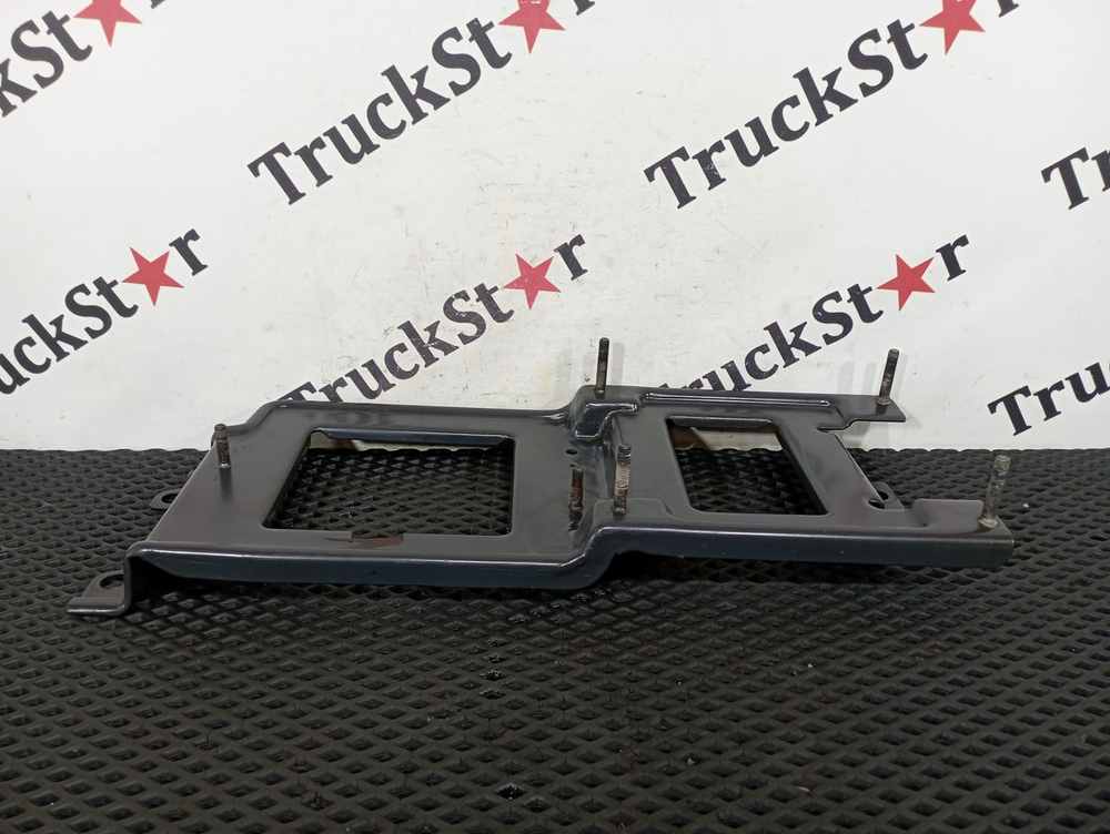 Кронштейн блока управления шасси 2020г.