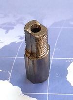 ИЛЕА.757463.001-02 Наконечник конструкционный токопроводящий меднографитовый КТП-ДГР9 М8 Ø2,3*9*09*28,1мм., предназначен для использования в качестве расходной части в ручных сварочных горелках MIG/MAG;