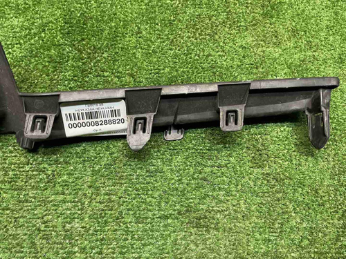 Накладка переднего бампера правая Lexus UX (18-нв)