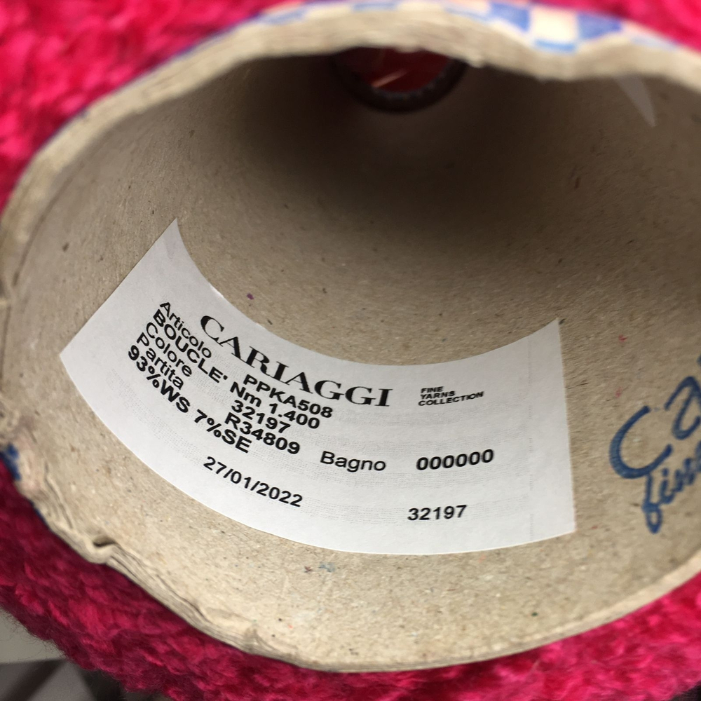 BOUCLE Cariaggi 93% кашемир, 7% шелк 140м/100гр col.32197 Фуксия