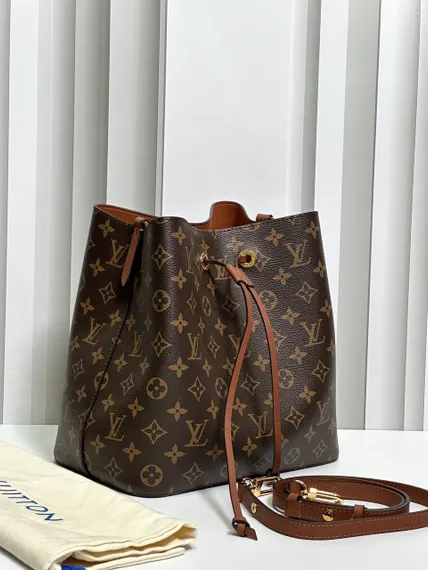 Сумка Louis Vuitton Neonoe MM (коричневая фурнитура)