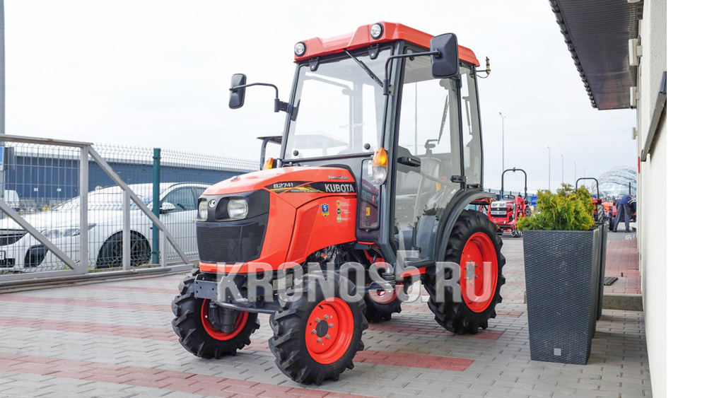 Трактор Kubota | Кубота B2741SС 9+3 (Kubota India) STD agri 7.00-12 / 8.3-20 (с ПСМ)