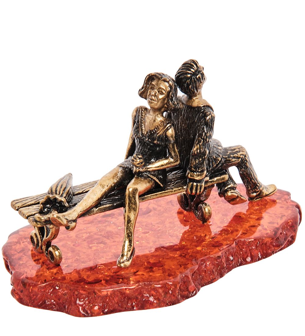 Народные промыслы AM-2170 Фигурка «Парочка-Беззаботные годы» (латунь, янтарь)
