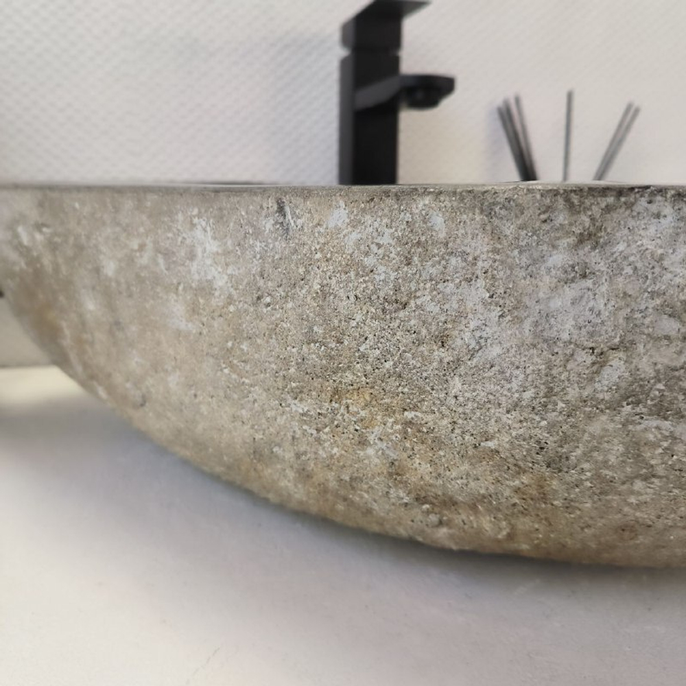 Раковина из речного камня RS-63397 (50*42*16) 0123