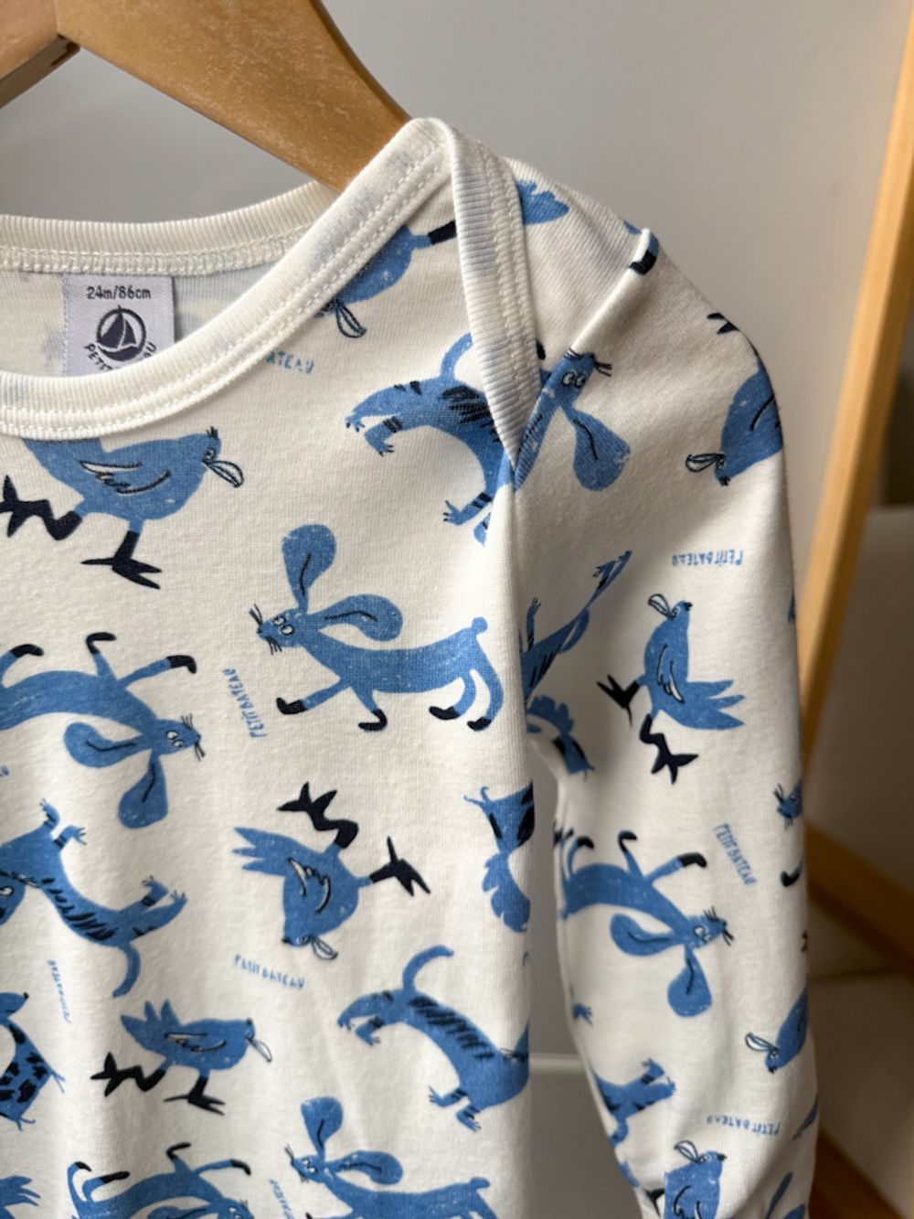 Новый набор из хлопковых боди Petit Bateau 4 шт., 86