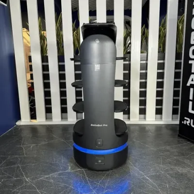 Робот официант PUDU «BellaBot Pro»