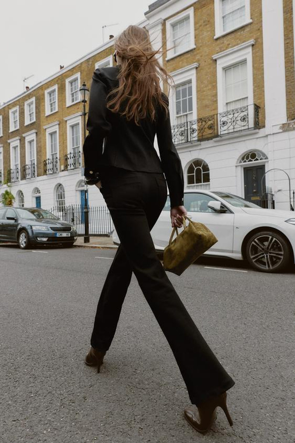 ZARA БРЮКИ FLARE С НИЗКОЙ ПОСАДКОЙ, ЧЕРНЫЙ