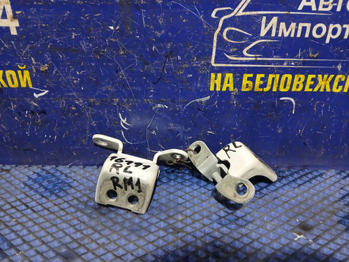 Петля двери задней левой Honda CR-V 2011-2016