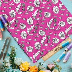 Ткань оксфорд 600 эскизы ромашек на ярко-розовом фоне