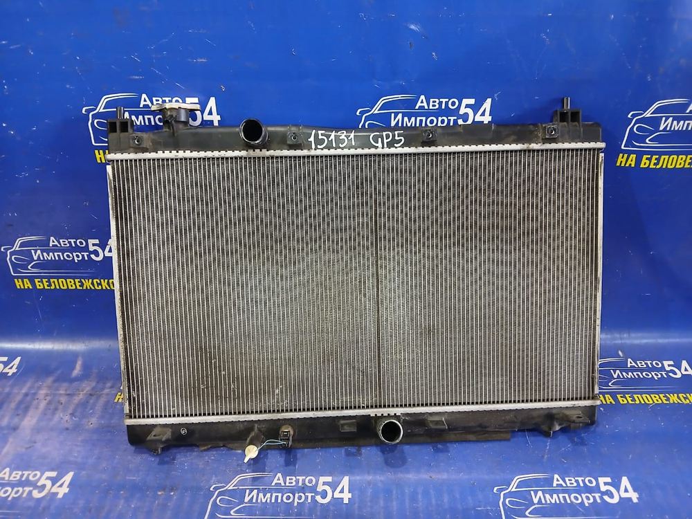 Радиатор двигателя Honda FIT 2013-2020