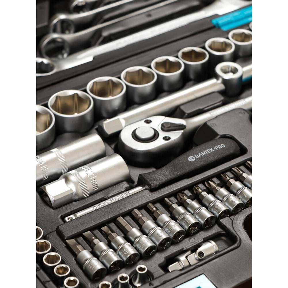 Набор слесарных инструментов Bartex, 1/2", 1/4", CrV сталь, кейс, 82 пр, шт