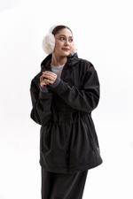 Куртка демисезонная черная