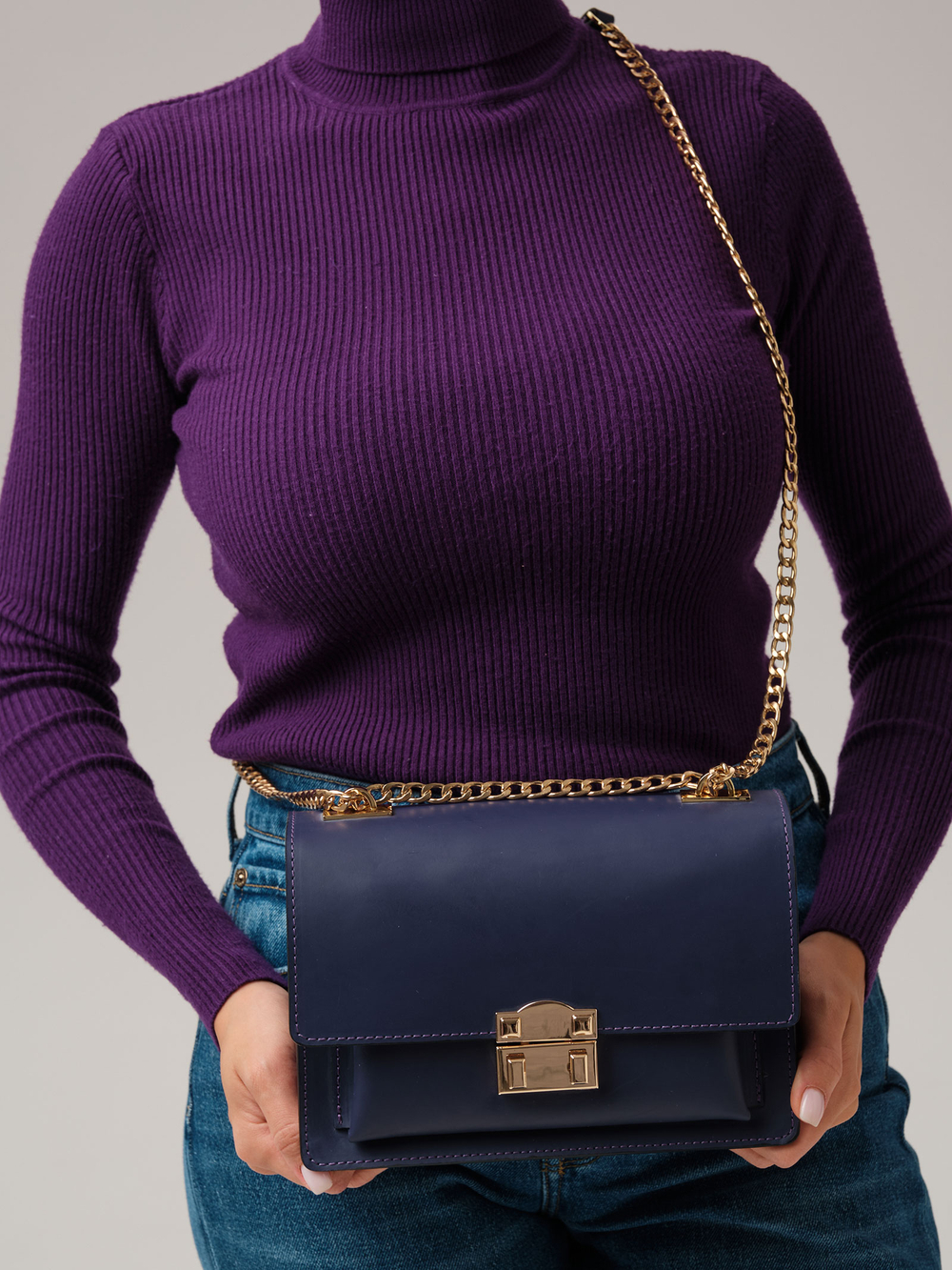 Кожаная сумка Azaro 90495 фиолетовый цветок