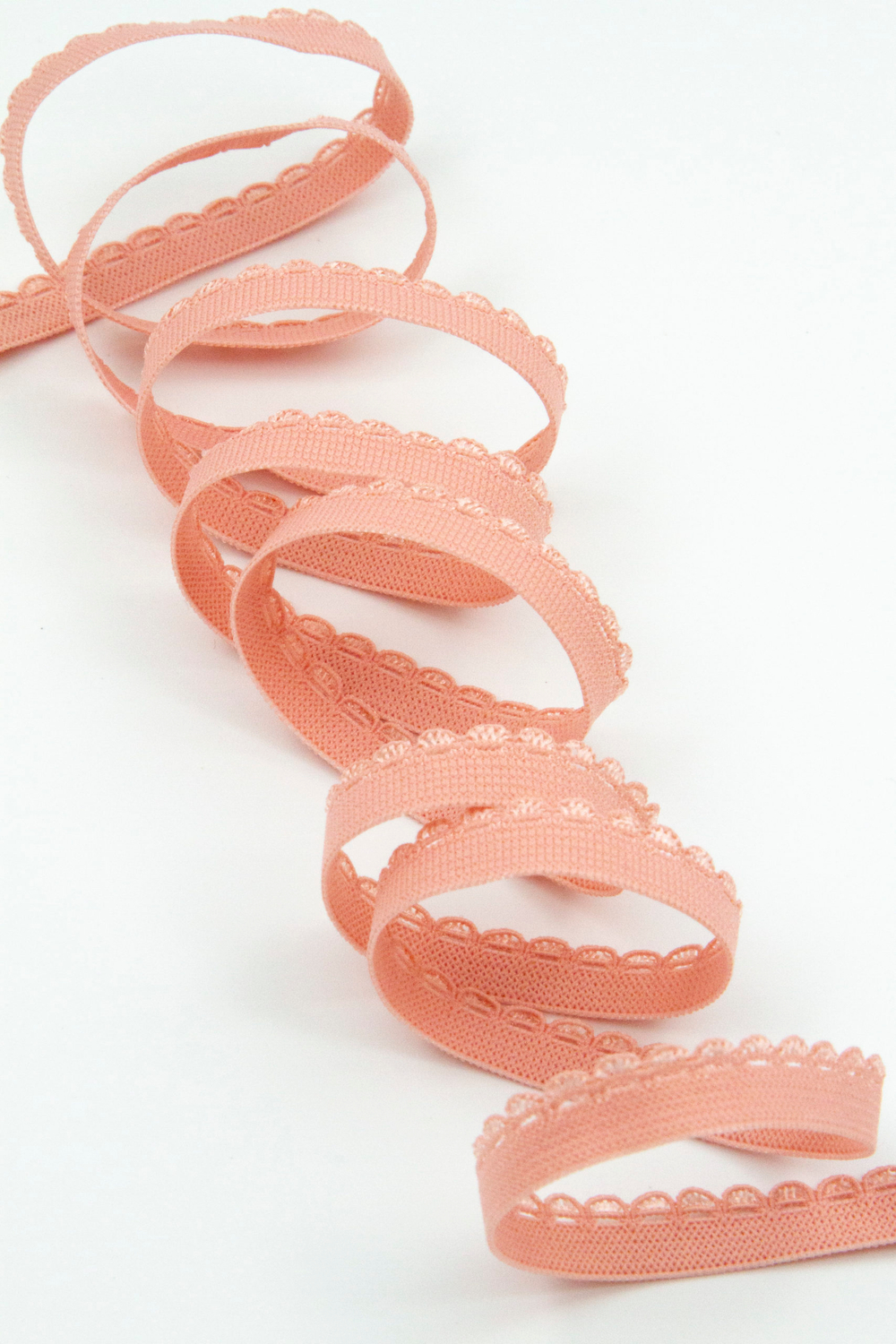Резинка бельевая ажурная 10 мм с учетом фестона коралловый миндаль