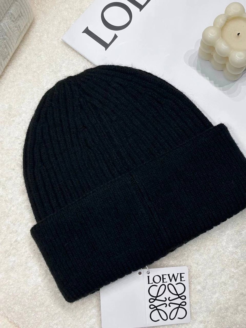 Шапка Loewe
