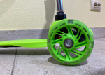 Самокат 3-х колесный цвет зеленый.141-21-2  колесо 110мм PU, 30кг