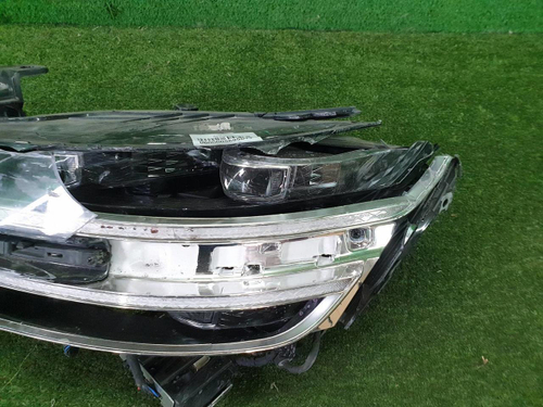 Битая Фара левая Genesis G80 2 (2020-2024) LED