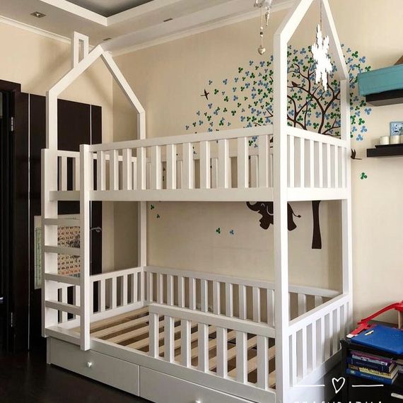 Детская кроватка Джула (Jula) из массива бука