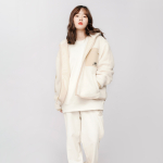 Куртки New Balance, AWJ13326-MSU