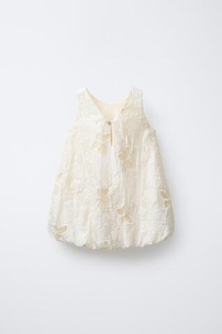 ZARA ПЛАТЬЕ С КОНТРАСТНЫМ УЗОРОМ, ЭКРЮ