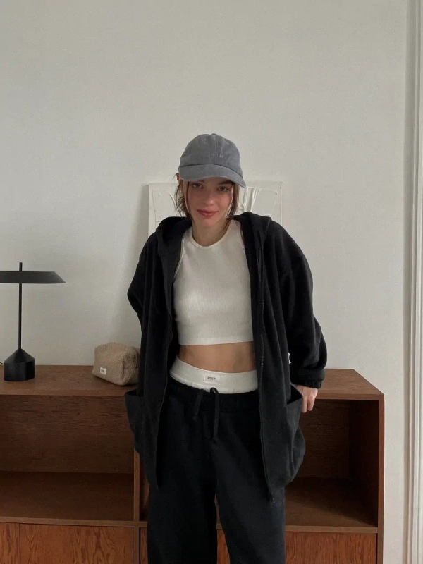 Худи на молнии Mom's в черном цвете