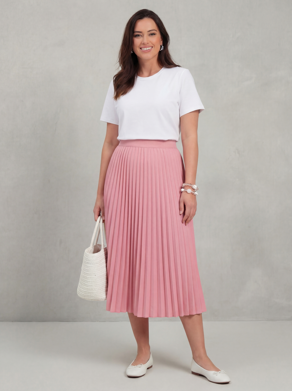 Базовая белая футболка