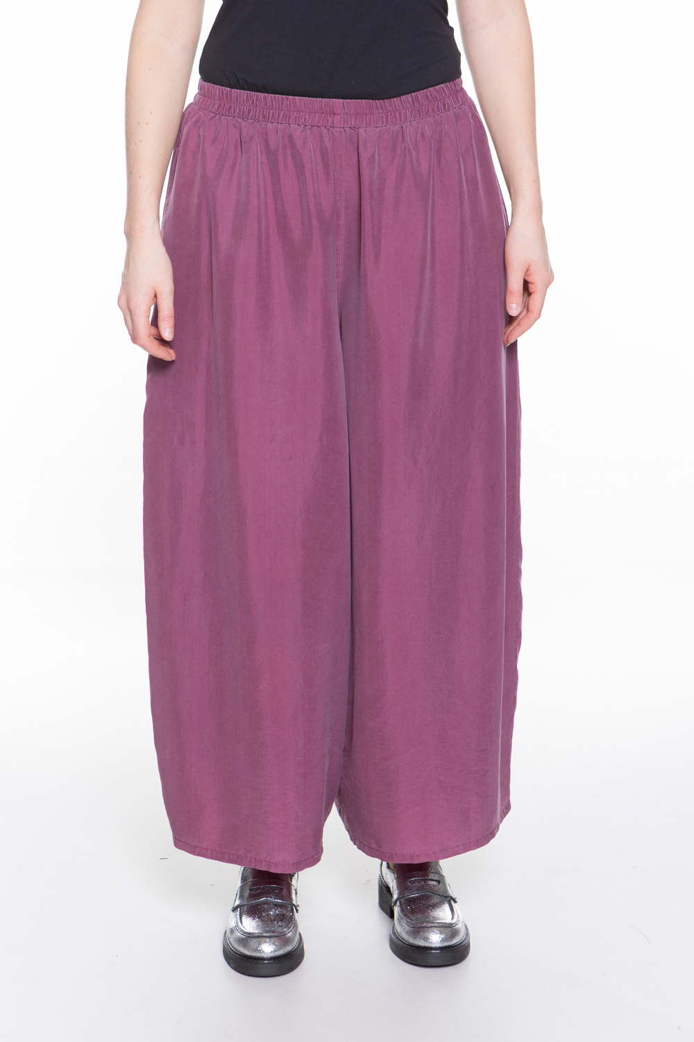 БРЮКИ ИЗ ШЕЛКА