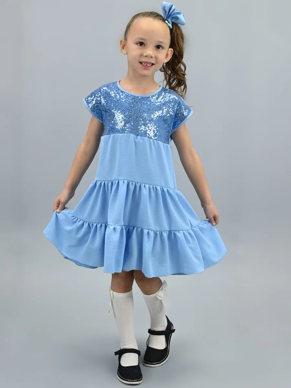 Платье нарядное для девочки с пайетками