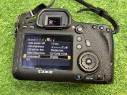 Canon EOS 6D (65 900) Покупка/Продажа