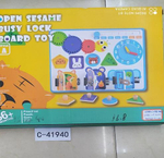 Развивающая игрушка деревянная Бизиборд доска, коробка C-41940